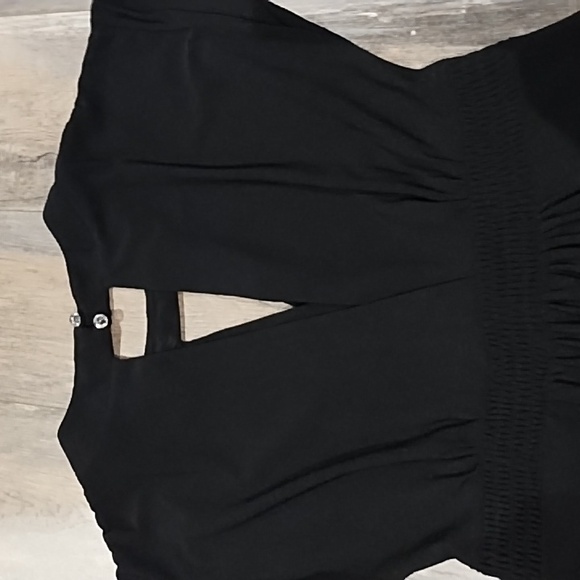 Woman's "Katie" dress - Picture 8 of 10